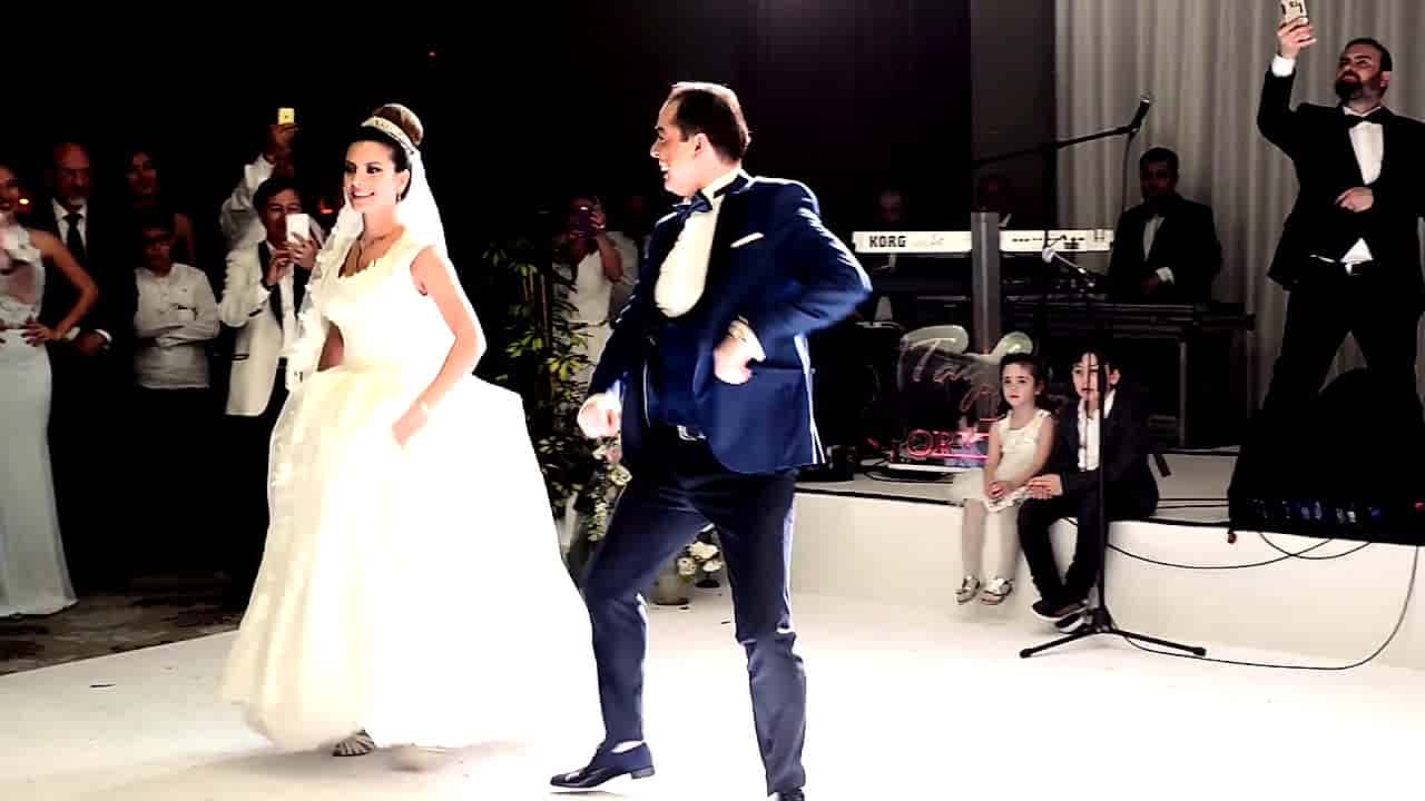 AYTUNÇ BENTÜRK DANCE ACADEMY